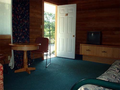Riverview Lodge ワサガビーチ 部屋 写真
